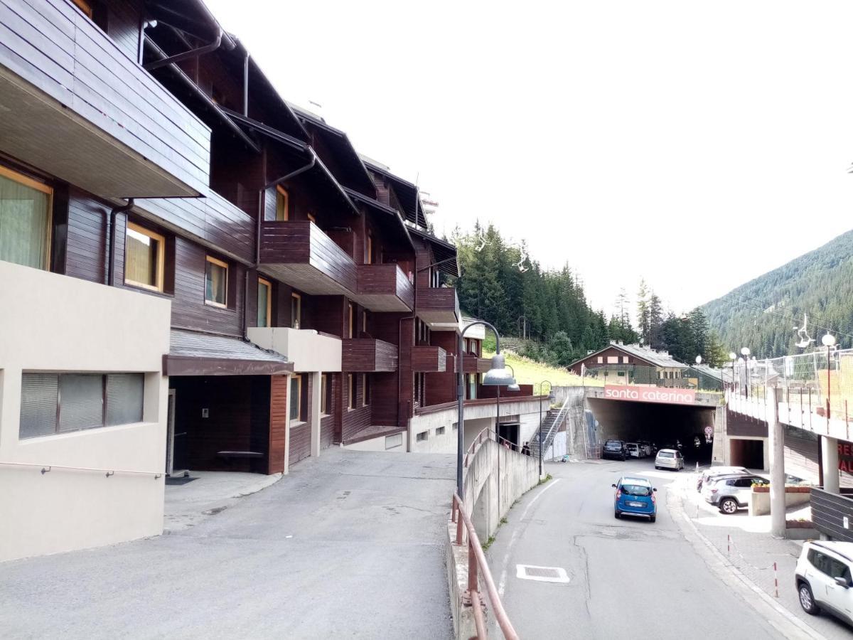 Comodo Alloggio Con Accesso Diretto Alle Piste Santa Caterina di Valfurva Exterior foto